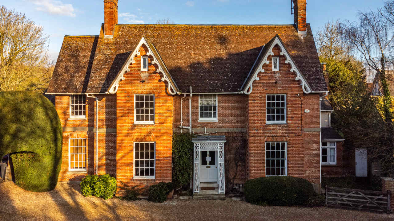 Beautiful Victorian property in English countryside